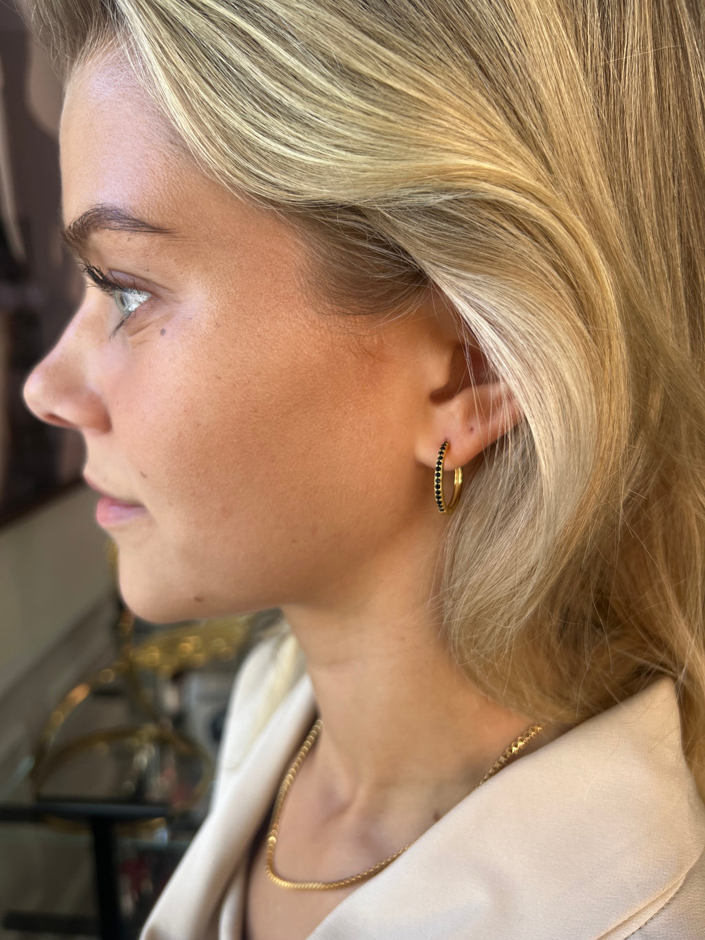 Irma Eternity Hoops Obsidian - Charlotte Bonde Sthlm