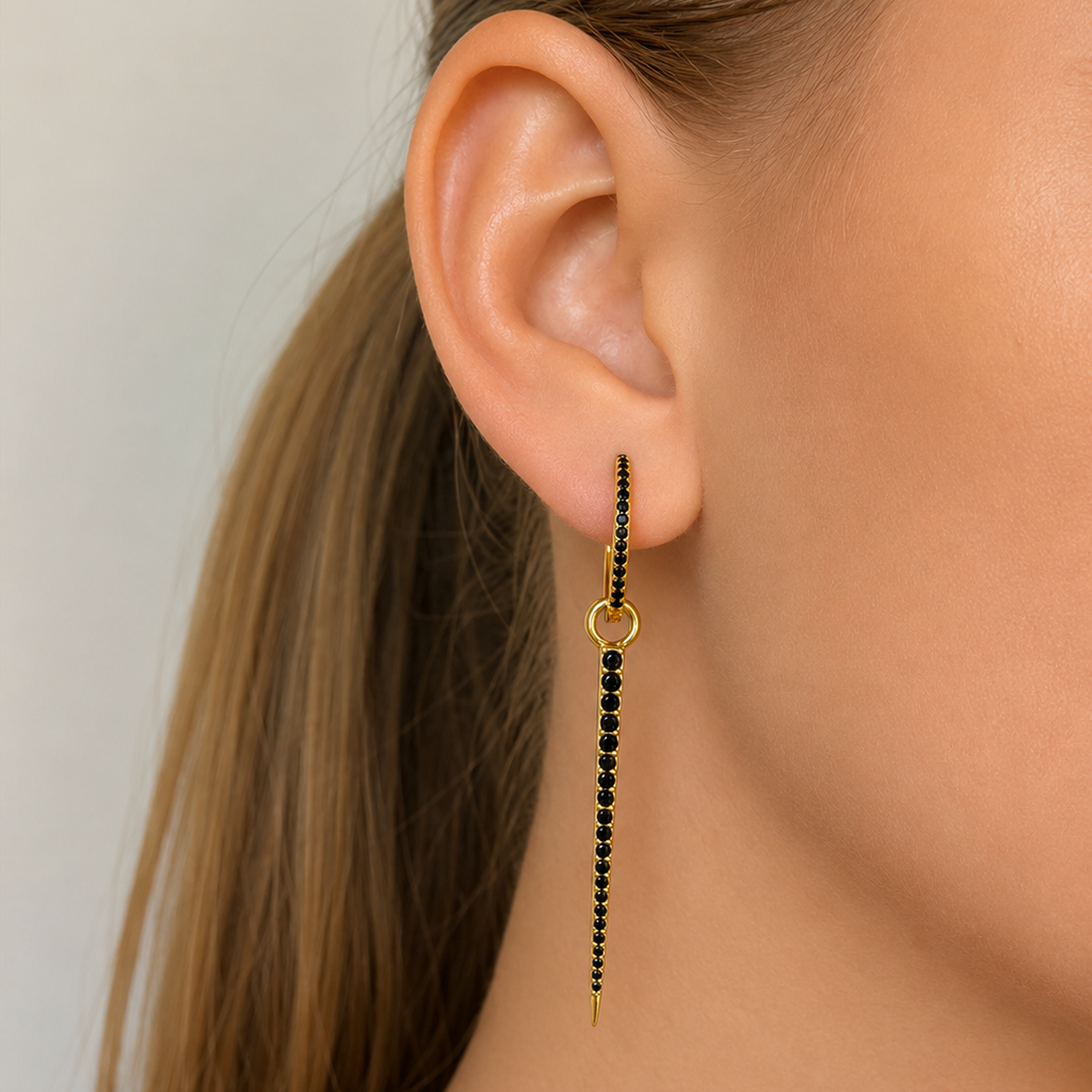 Signature Spike Pendant Black Spinel Gold - Charlotte Bonde Sthlm
