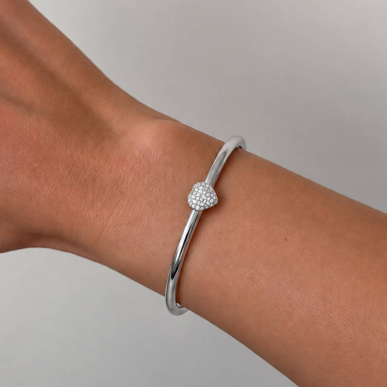Timeless Eternal Love Heart Cuff Rock Crystal Silver - Charlotte Bonde Sthlm