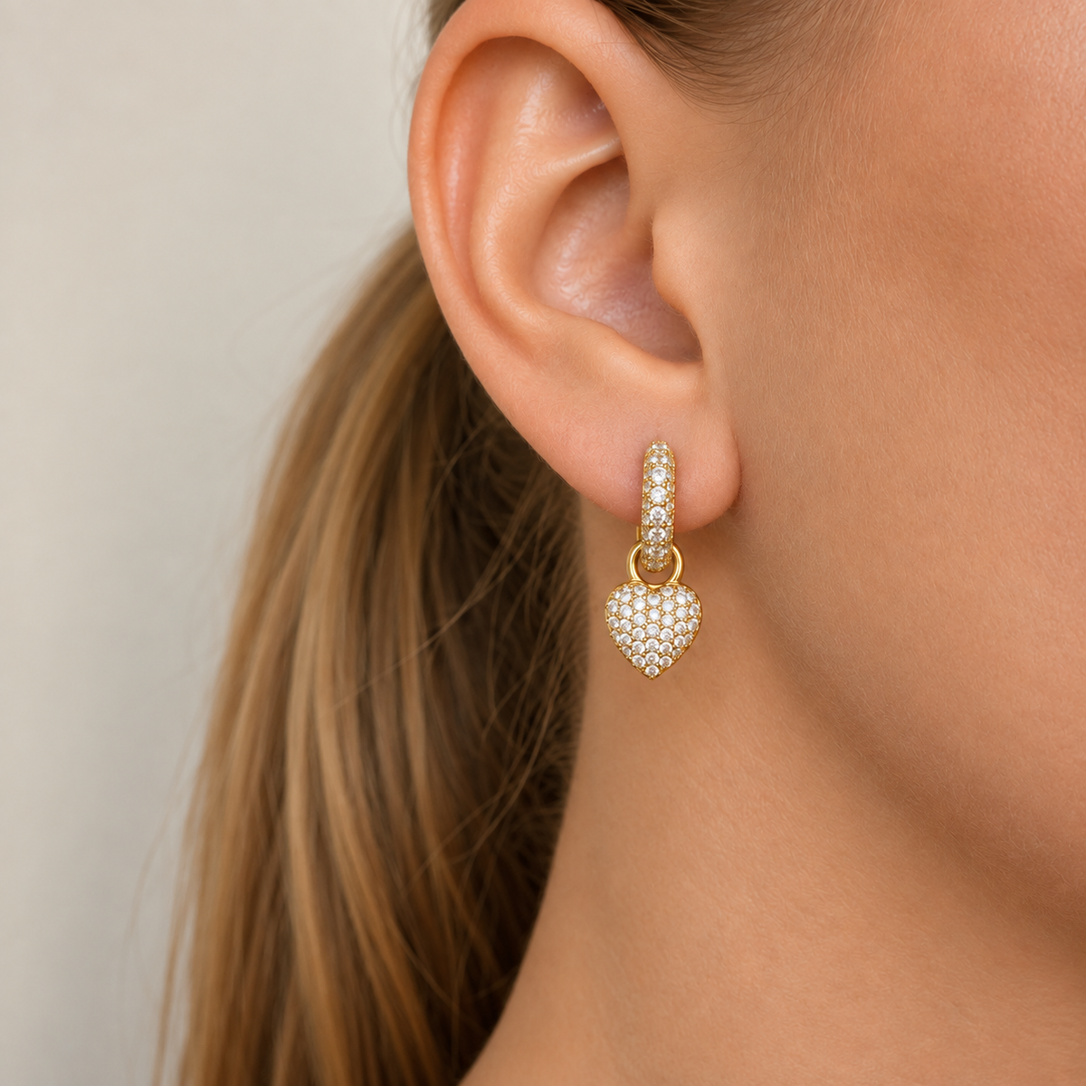 Timeless Tiny Hoops Rock Crystal Gold