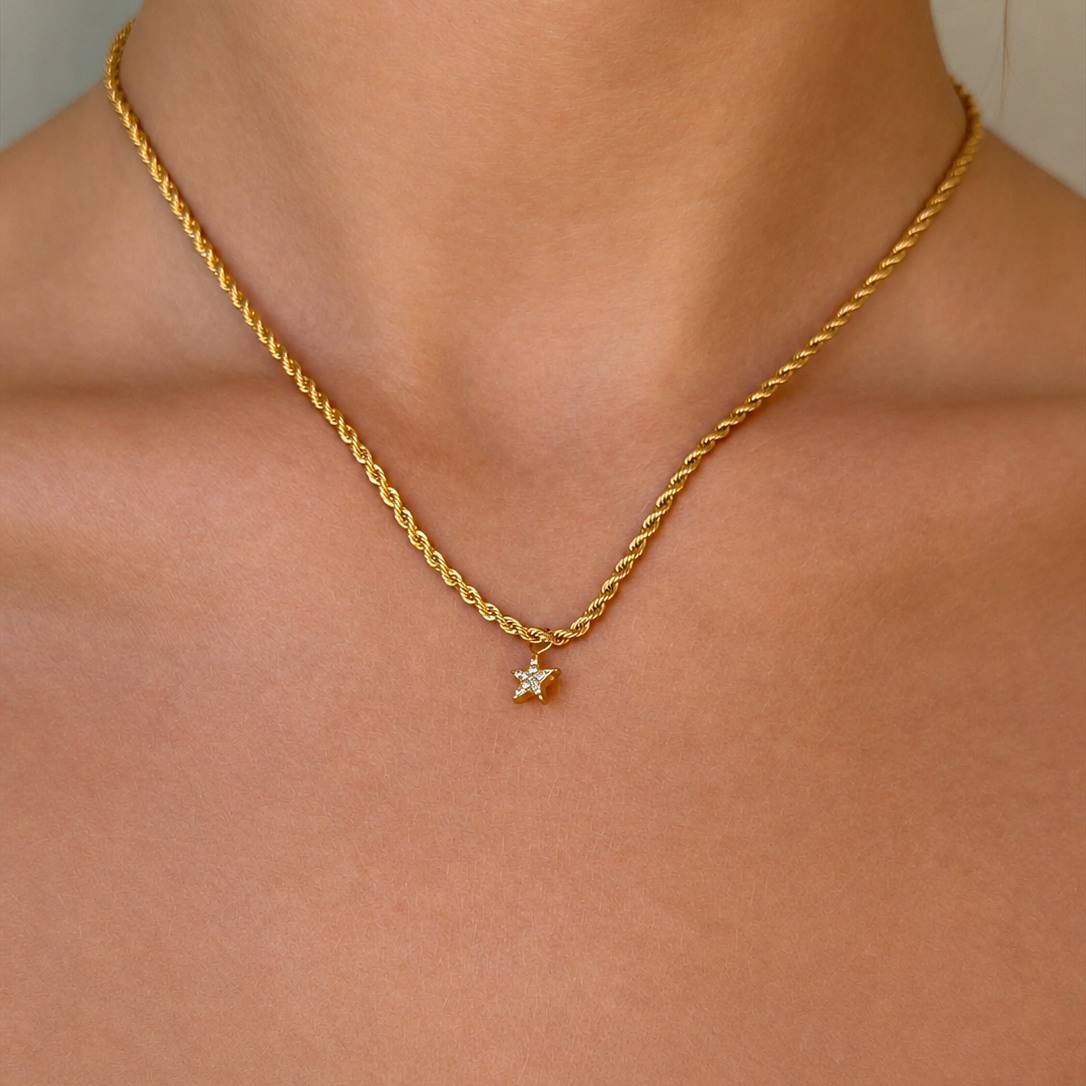 Signature Petite Star Pendant Crystal Gold