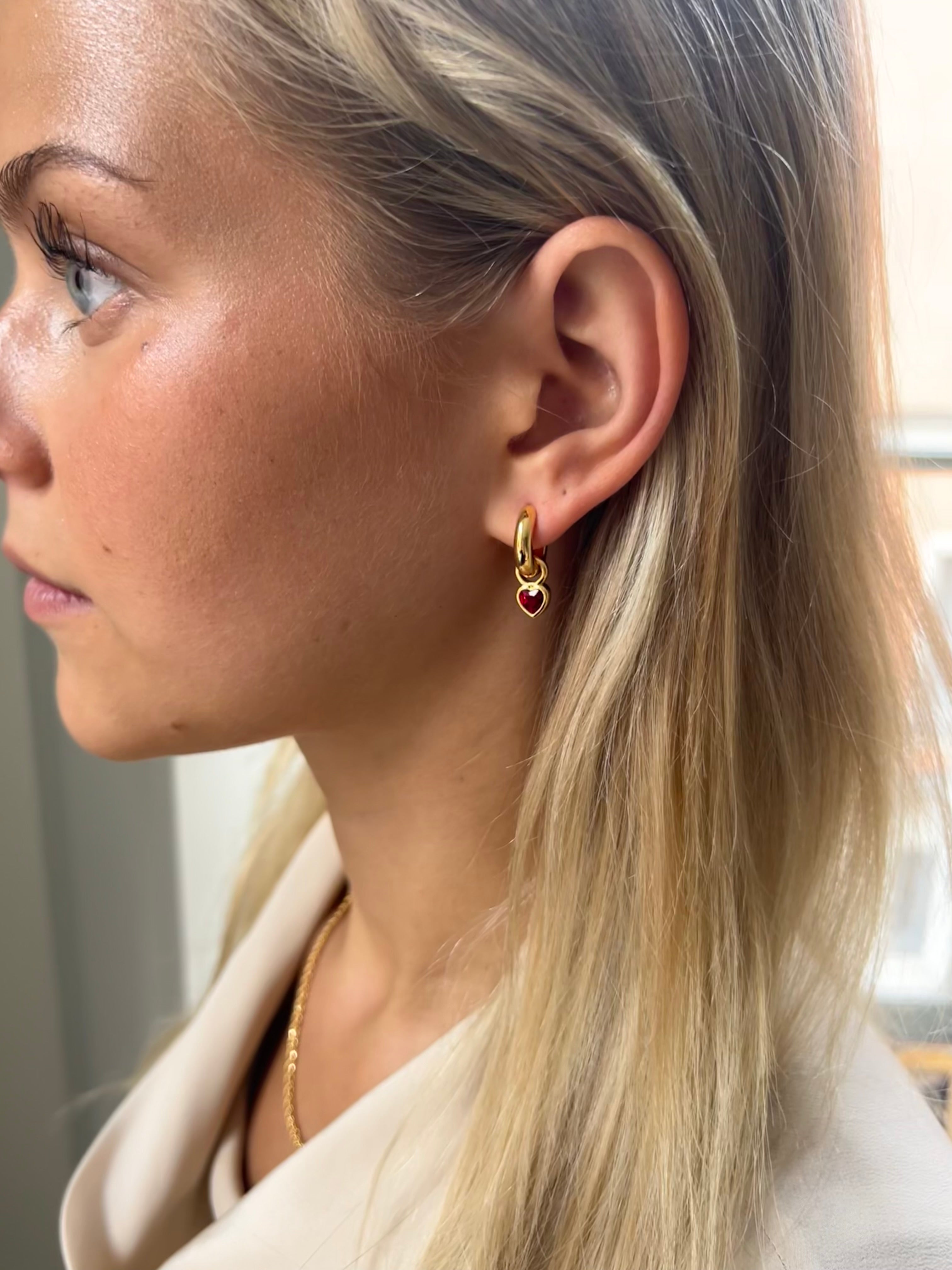 Eternal Love Petite Pendant Red Crystal - Charlotte Bonde Sthlm