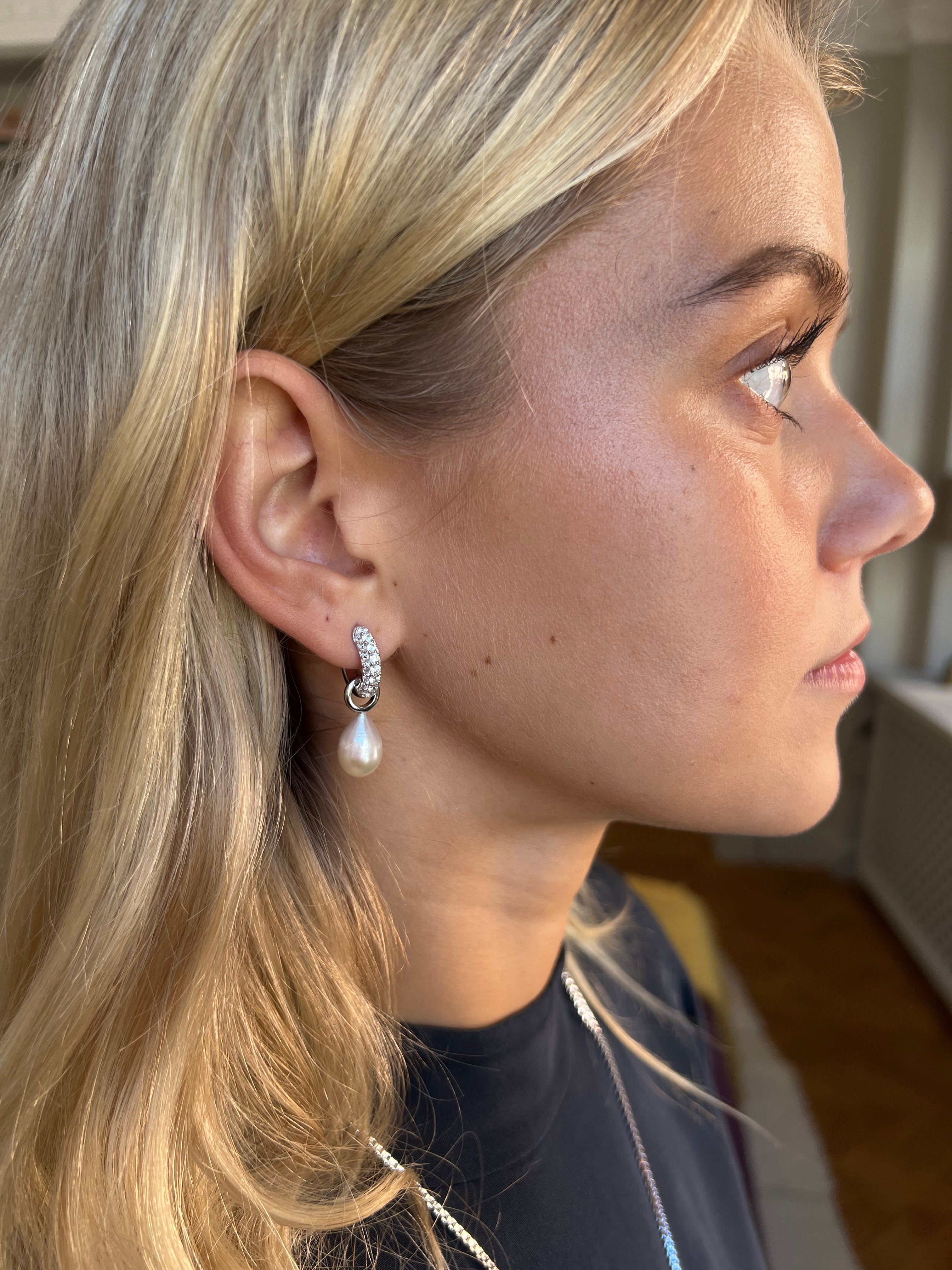 Signature Baroque Vanity Pendant White Pearl - Charlotte Bonde Sthlm