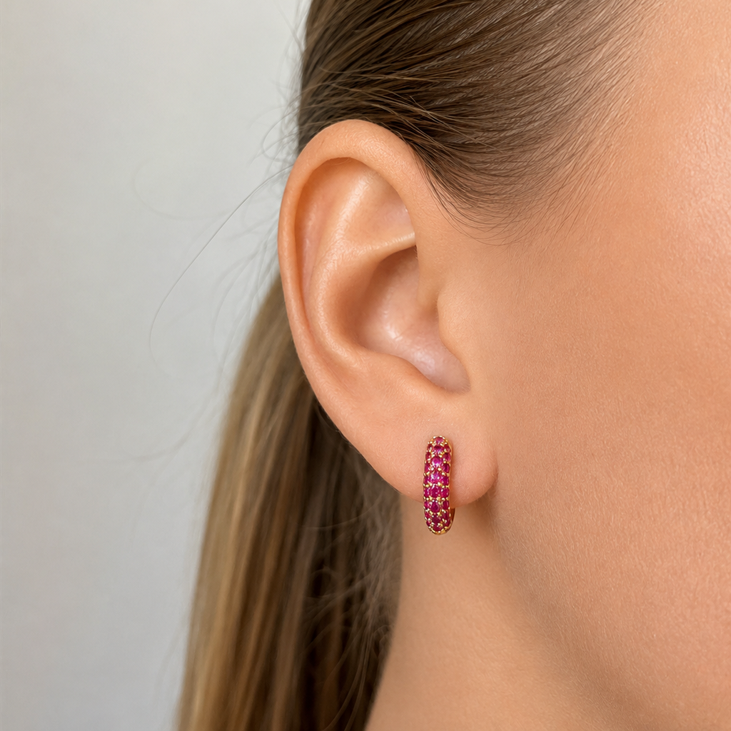 Timeless Tiny Hoops Ruby Gold - Charlotte Bonde Sthlm