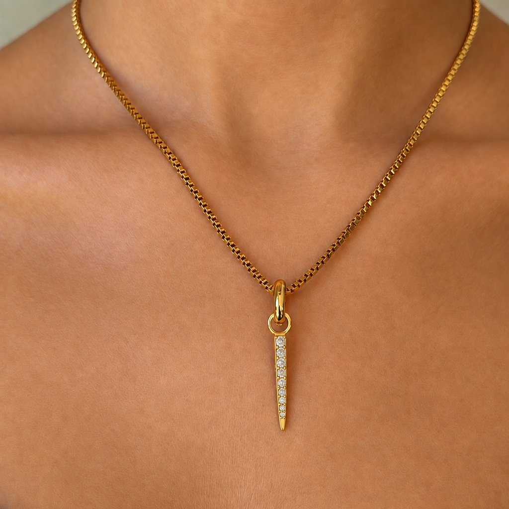 Signature Petite Spike Pendant Rock Crystal Gold - Charlotte Bonde Sthlm