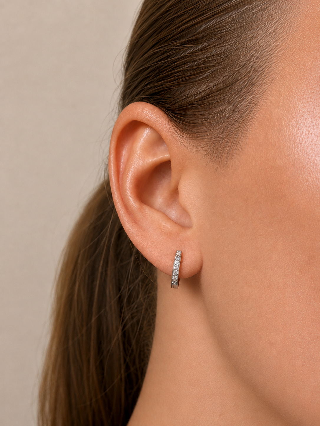 Irma Petite Hoops Rock Crystal Silver - Charlotte Bonde Sthlm