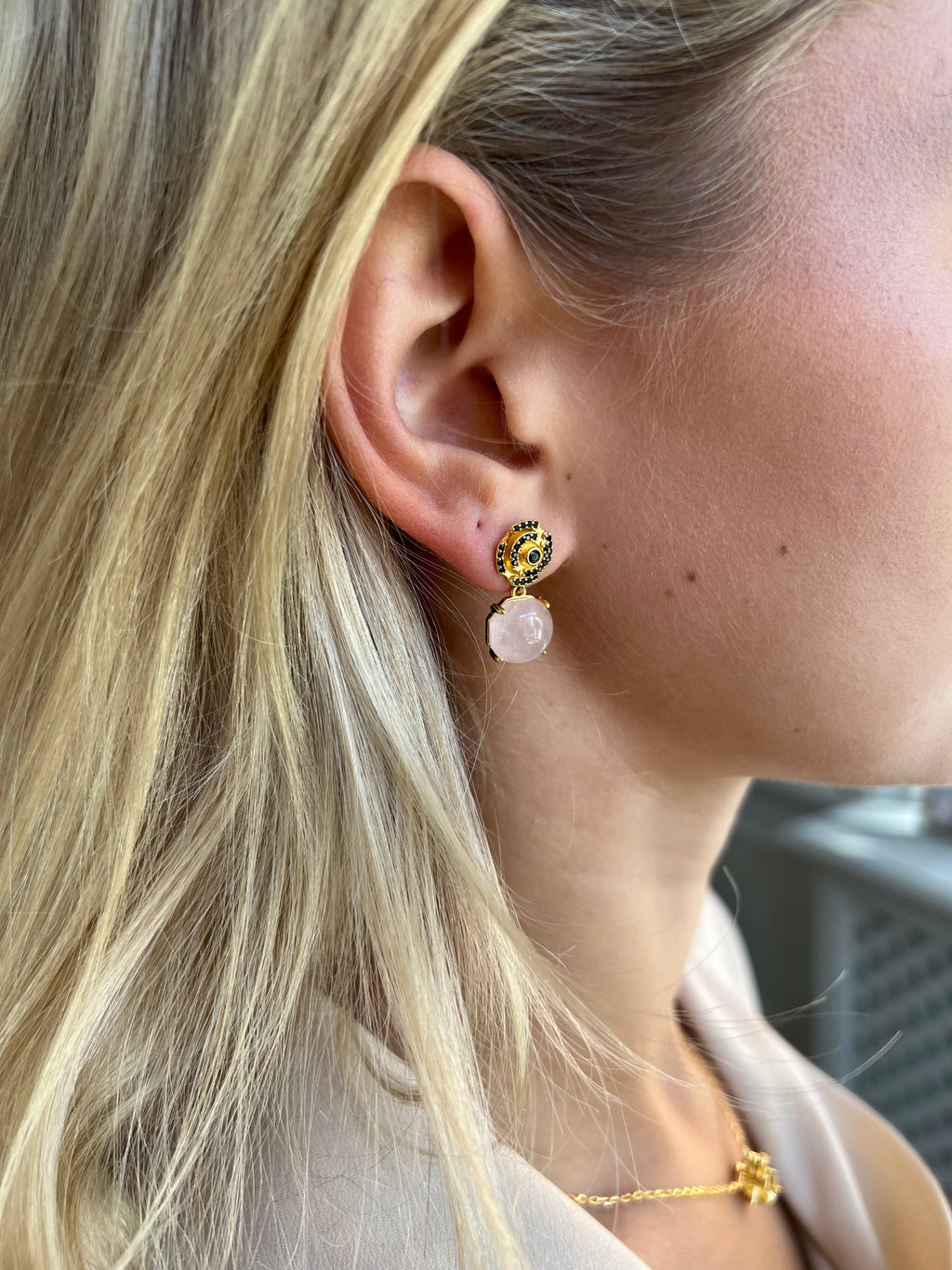 Labyrinth Just Perfect Earrings Black Spinel