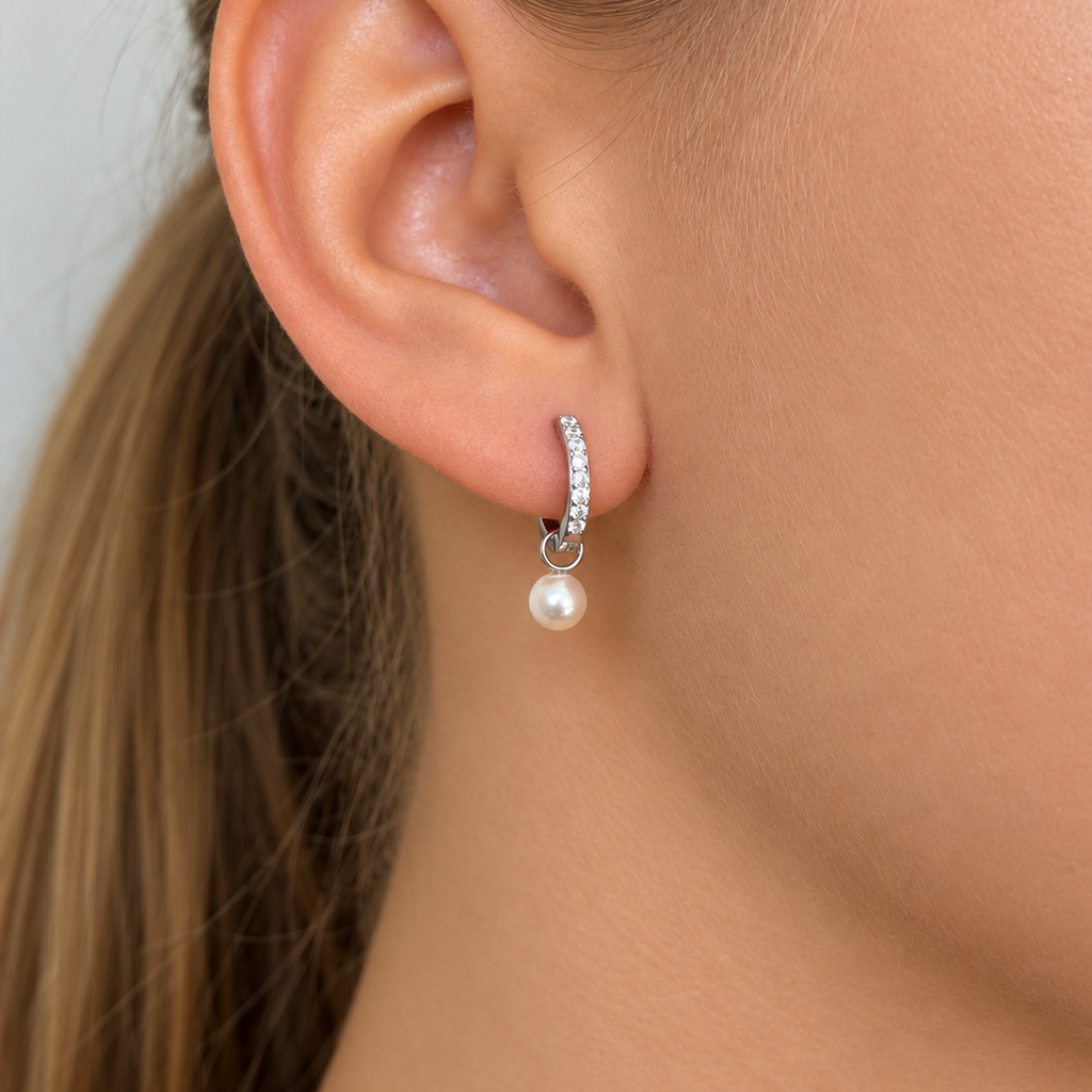 Signature Petite White Pearl Pendant Silver - Charlotte Bonde Sthlm