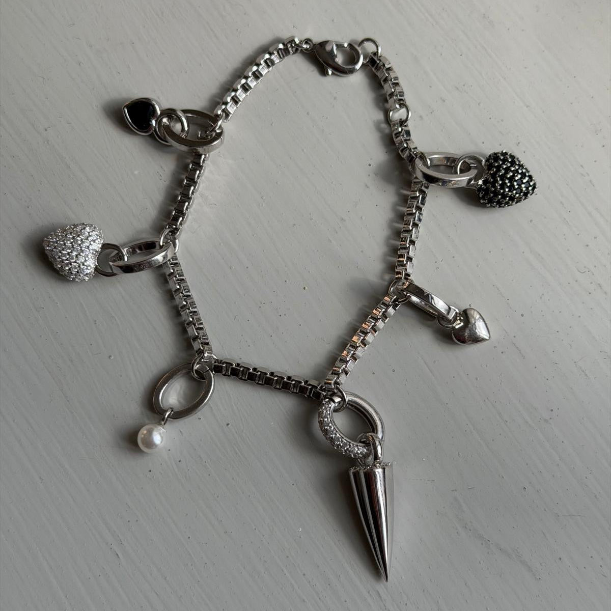 Timeless Clasp Silver