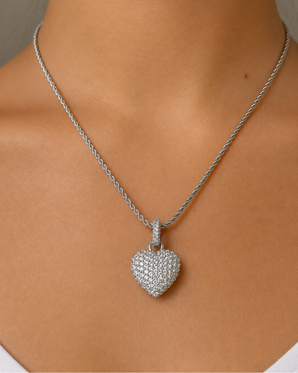 Signature Eternal Heart Pendant Rock Crystal Silver - Charlotte Bonde Sthlm