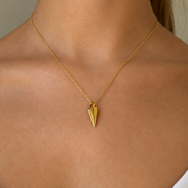 Signature Vanity Star Pendant Rock Crystal Gold