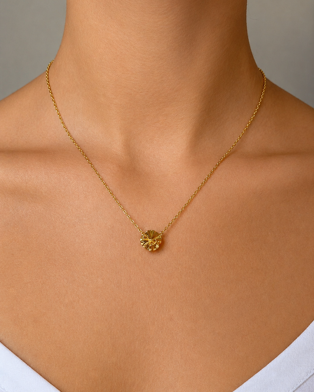 Hedvig Deco Petite Necklace Gold - Charlotte Bonde Sthlm