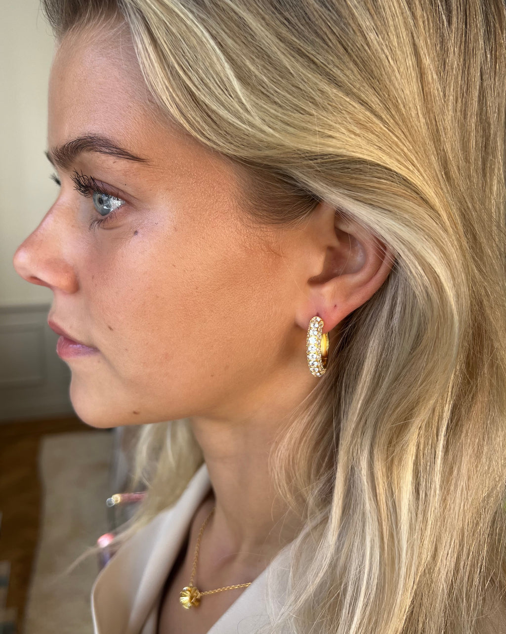 Timeless Chunky Hoops Rock Crystal - Charlotte Bonde Sthlm