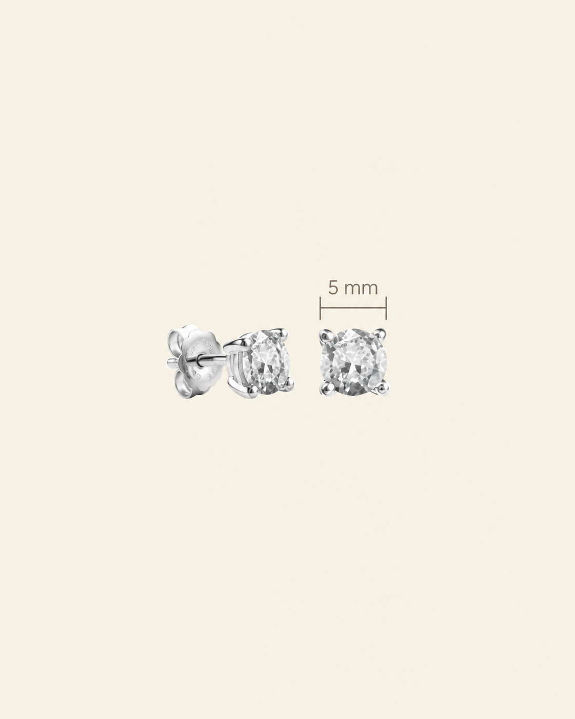 Irma Solitaire Studs Rock Crystal Silver - Charlotte Bonde Sthlm