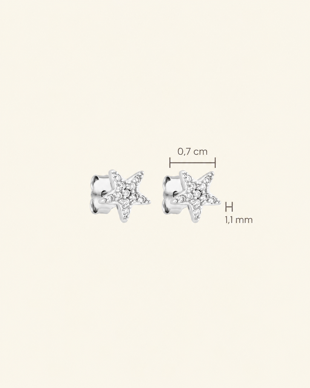 Signature Petite Star Studs Crystal Silver - Charlotte Bonde Sthlm