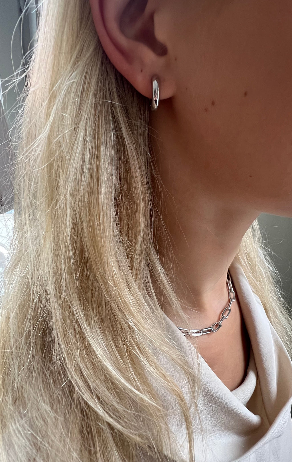 Timeless Tiny Hoops - Charlotte Bonde Sthlm