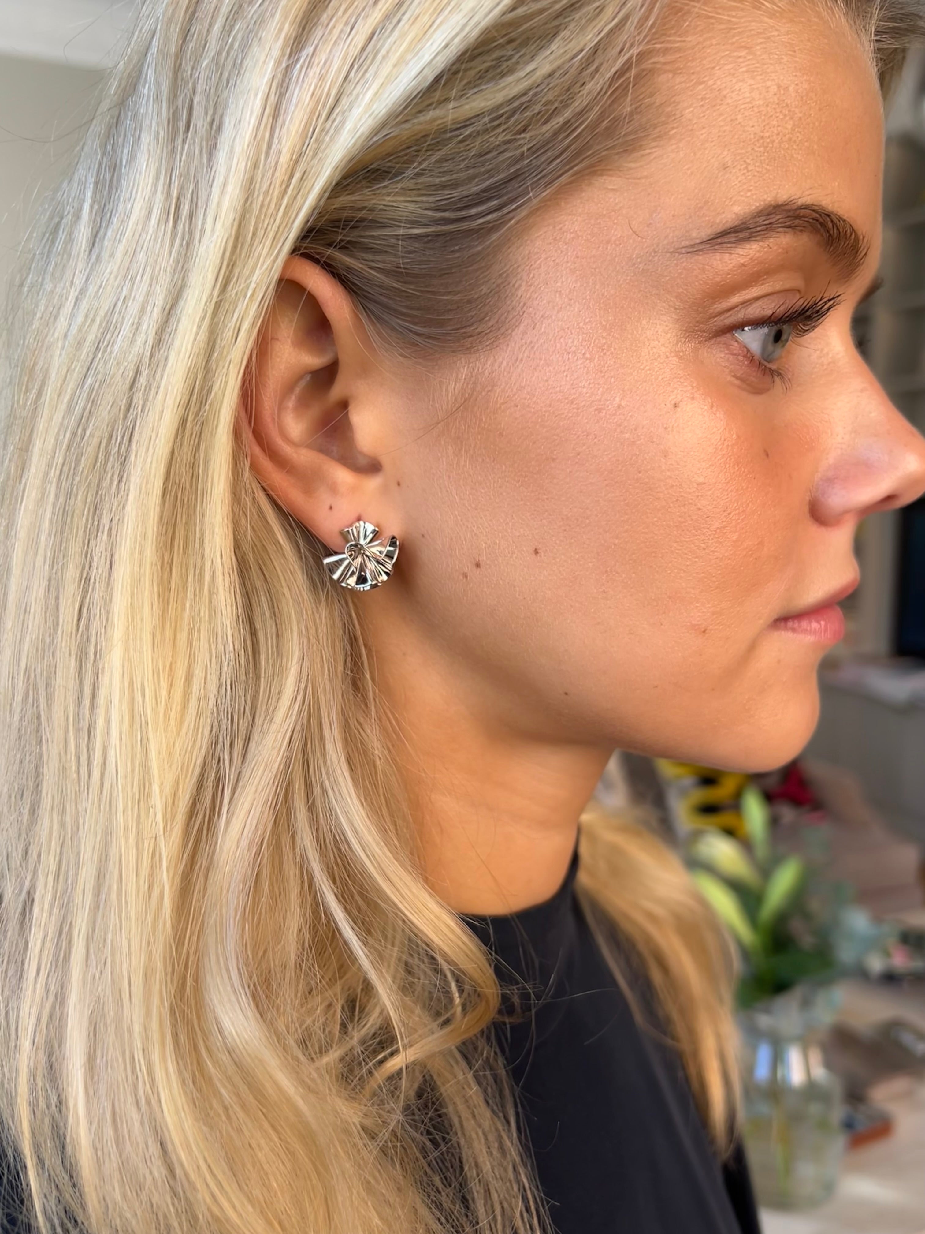 Hedvig Deco Petite Hoops Silver - Charlotte Bonde Sthlm