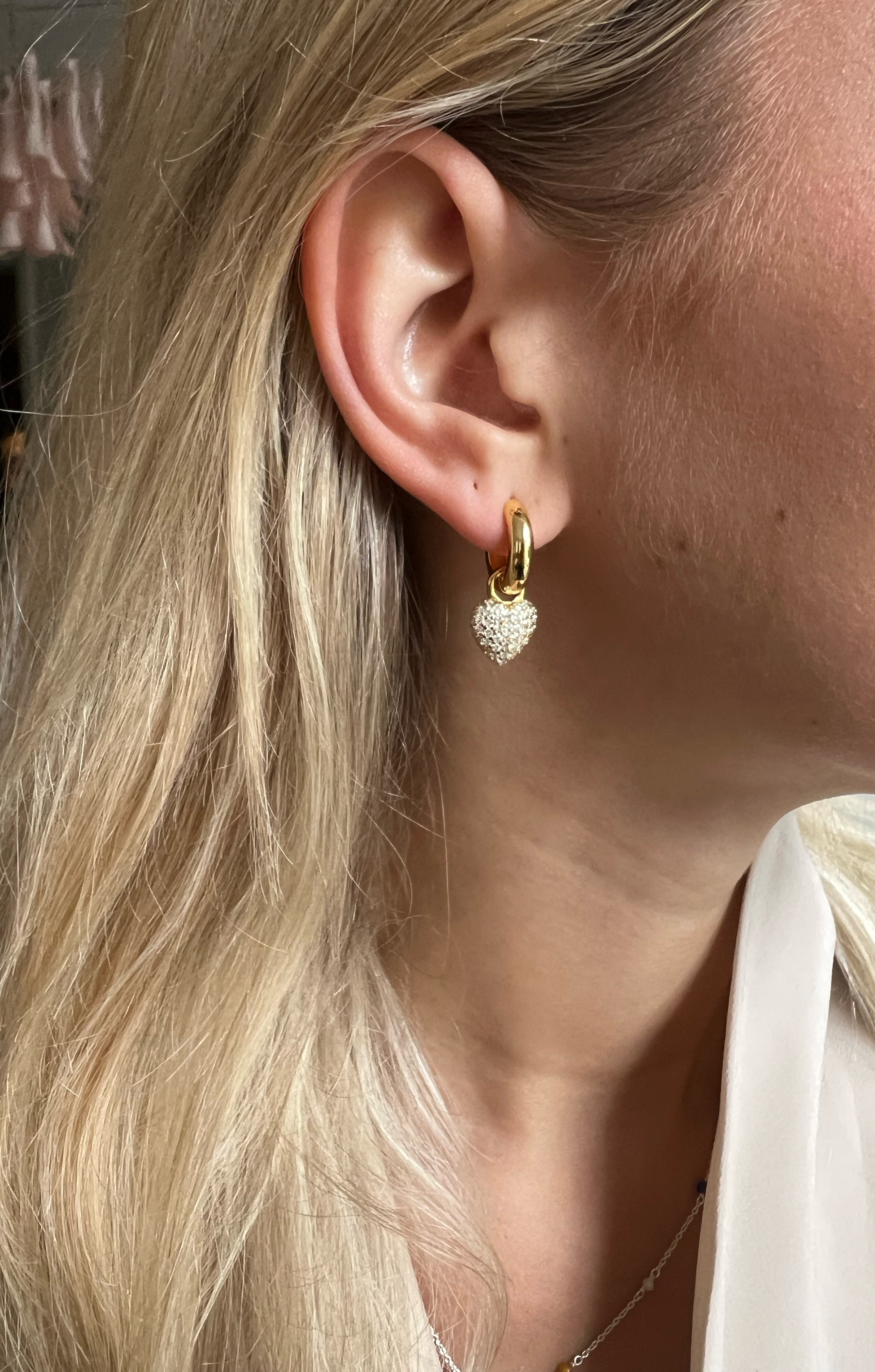Timeless Tiny Hoops - Charlotte Bonde Sthlm