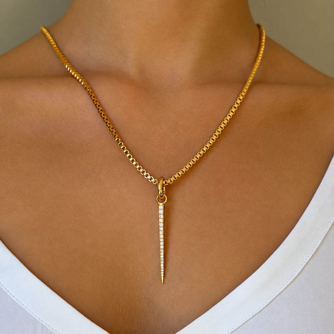 Timeless Clasp Rock Crystal Gold
