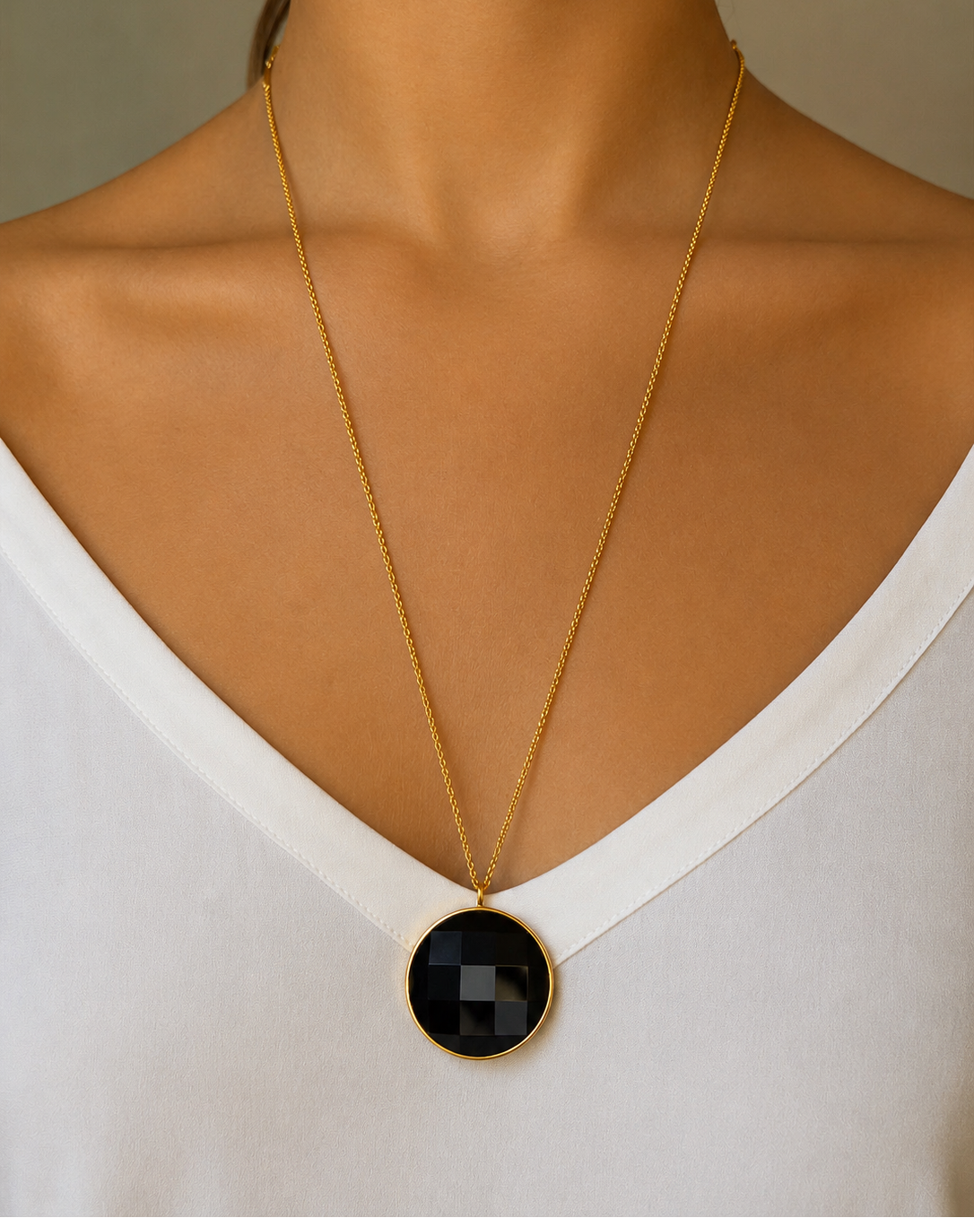 Paulina Vanity Necklace Black Gold