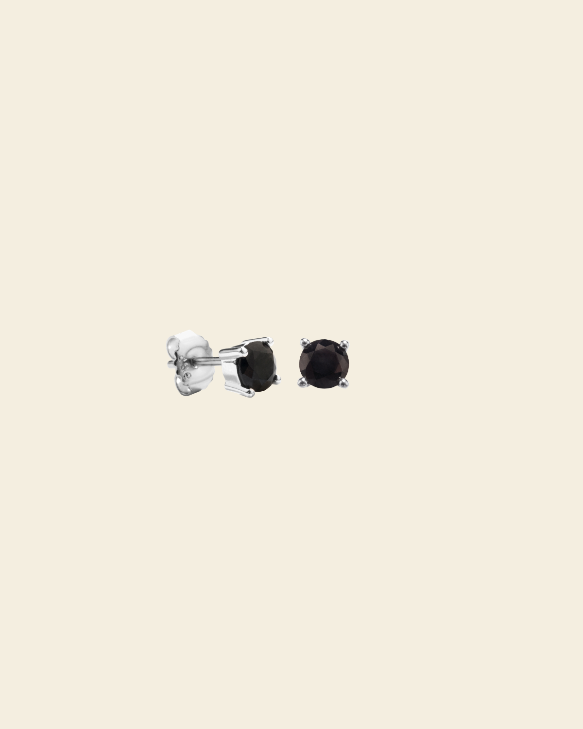 Irma Solitaire Studs Obsidian Silver - Charlotte Bonde Sthlm