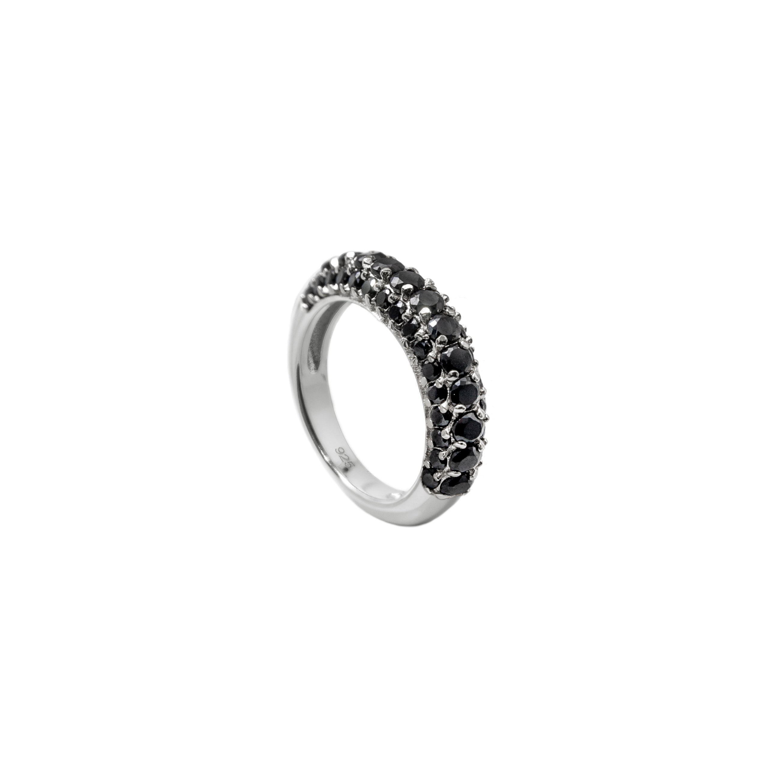 Timeless Chunky Ring Black Spinel - Charlotte Bonde Sthlm