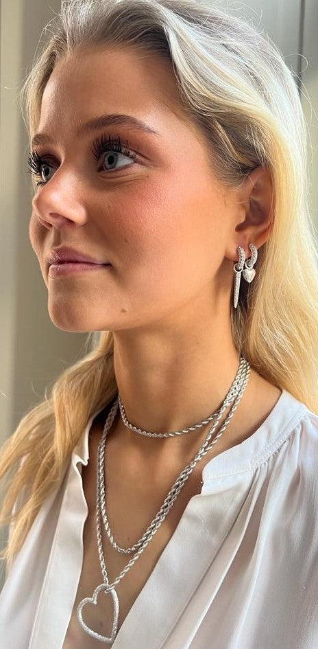 Timeless Tiny Hoops Rock Crystal - Charlotte Bonde Sthlm