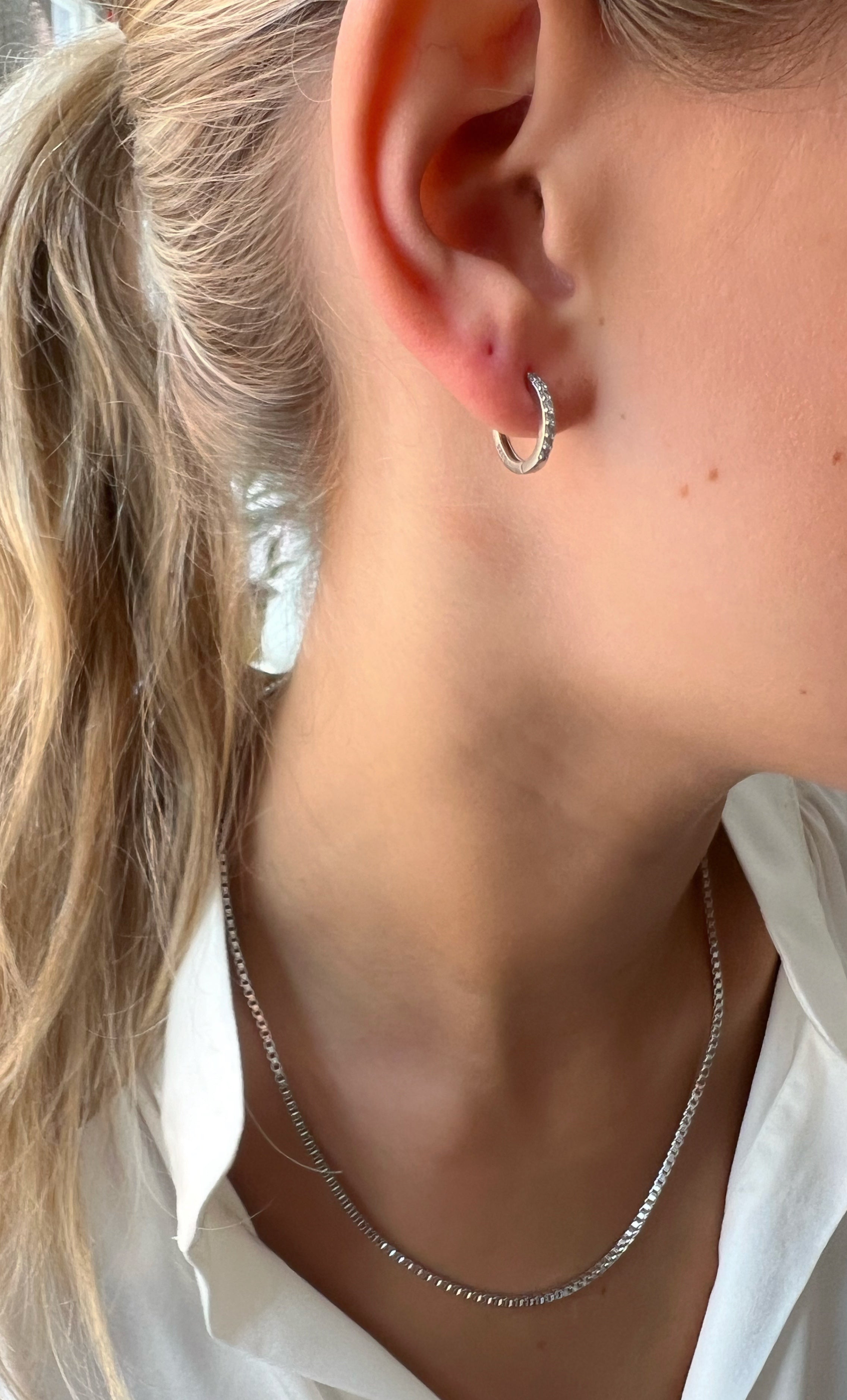 Irma Petite Hoops Rock Crystal Silver - Charlotte Bonde Sthlm