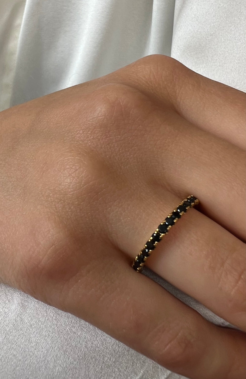 Irma Eternity Ring Black - Charlotte Bonde Sthlm