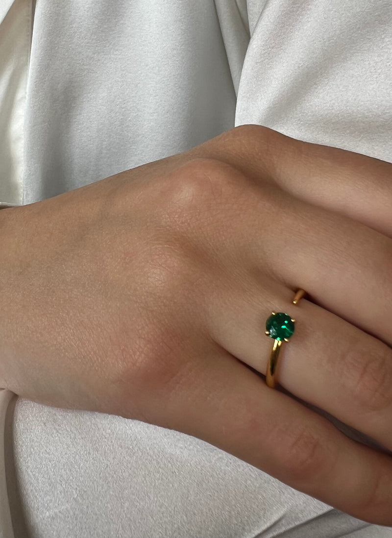 Irma Solitaire Ring Green Spinel