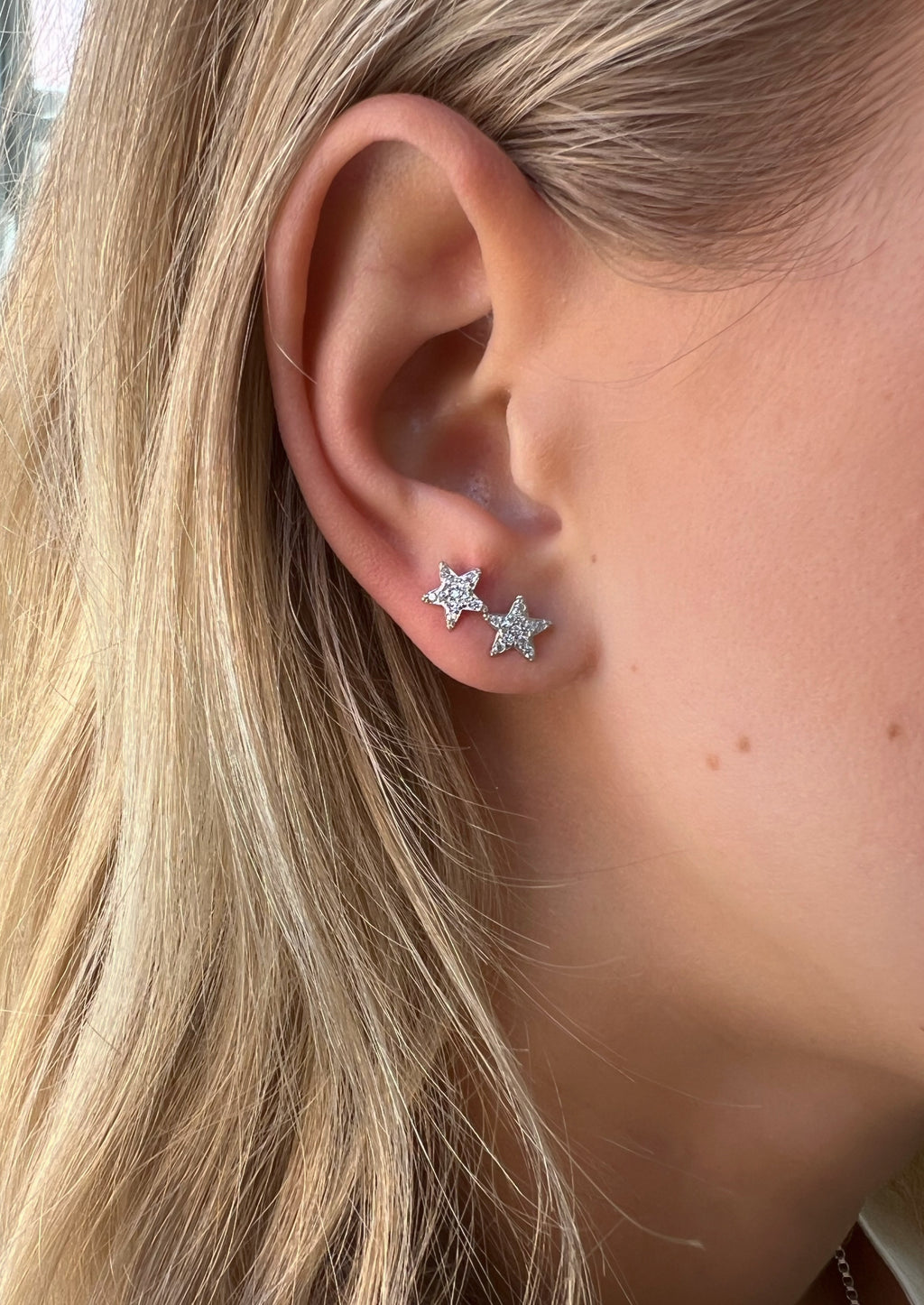Signature Petite Star Studs Crystal - Charlotte Bonde Sthlm