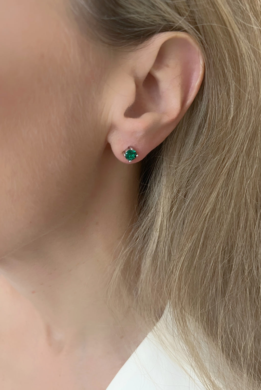 Irma Solitaire Studs Grön Spinell Silver