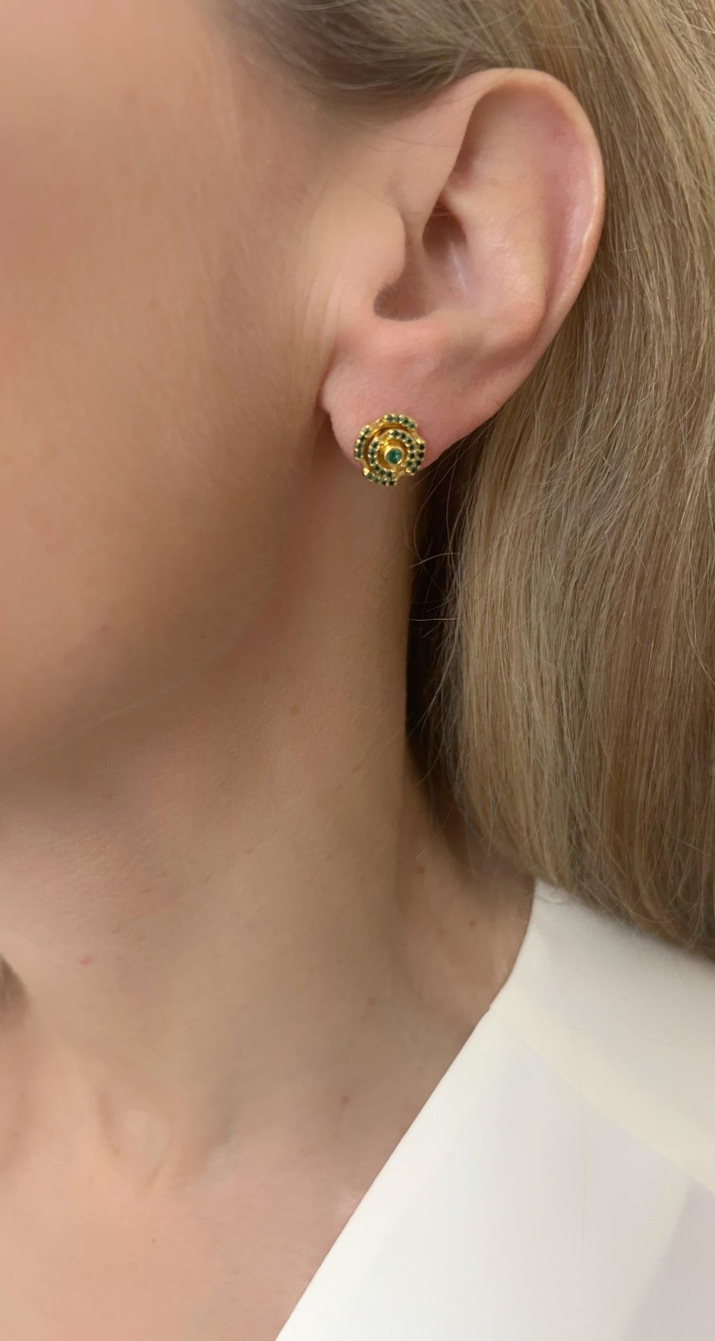 Labyrinth Petite Earring Green Spinel