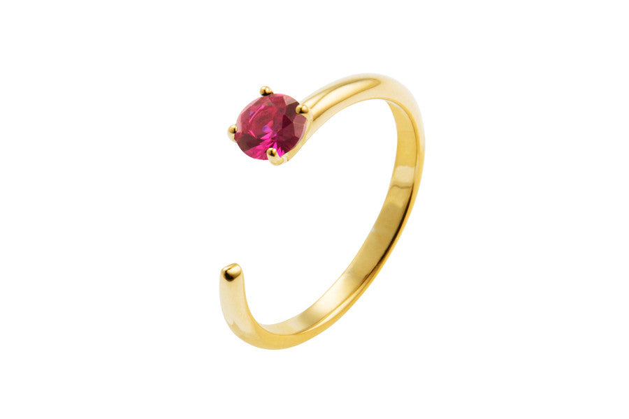 Irma Solitaire Ring Ruby - Charlotte Bonde Sthlm
